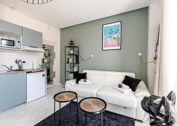 アパート Private - Small For Two At 5 Minutes From Croisette *